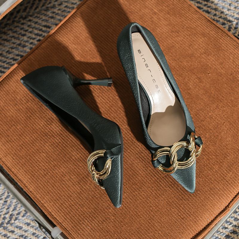 Naisten Kevään Korkokengät Uudet Metalliketjut Matalasuiset Stilettokengät
