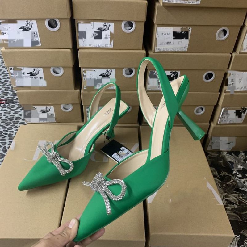 Naisten Kengät Bowknot Korkokengät Tasaiset Uusi Muoti Slingback Muulit Teräväkärkiset Sandaalit